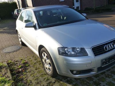 Gebraucht Audi A3 Attraction 139 PS (102 kW) 2003 Silber metallic Limousine