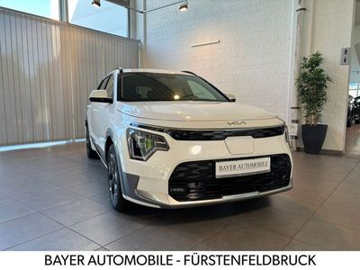 Weiß Gebraucht 2024 Kia e-Niro Inspiration SUV | 39.500 €