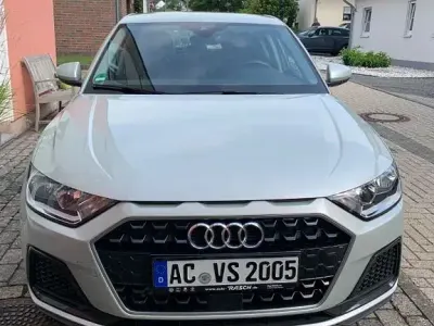 Gebraucht Audi A1 Sportback Sport 95 PS (69 kW) 2023 Grau Kleinwagen