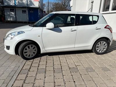 Gebraucht Suzuki Swift Comfort 94 PS (69 kW) 2013 Weiß Kleinwagen