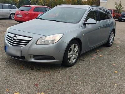 Blau Gebraucht 2010 Opel Insignia Kombi | 3.000 € (Fairer Preis)