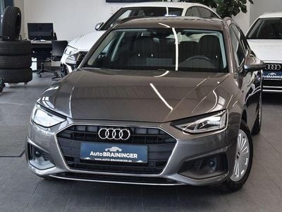 Grau Gebraucht 2021 Audi A4 Business Kombi | 17.550 € (Guter Preis)