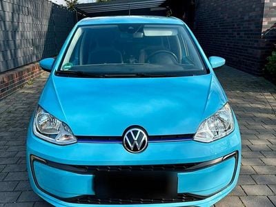 Usata VW e-up! Style 61 kW (83 CV) 2022 Blu Utilitaria
