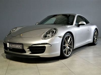 Porsche 911 Carrera