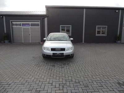 Gebraucht Audi A4 131 PS (96 kW) 2002 Silber Limousine