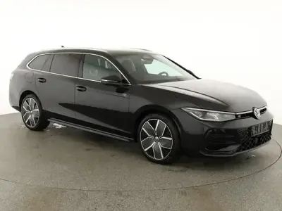 Neu VW Passat R-line 193 PS (141 kW) 2026 Andere Kombi