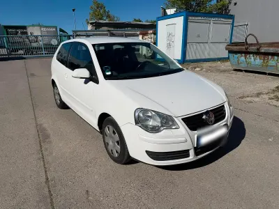 Gebraucht VW Polo 64 PS (47 kW) 2006 Weiß Kleinwagen