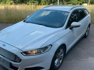 Gebraucht Ford Mondeo 168 PS (123 kW) 2015 Weiß Kombi