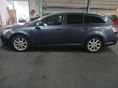 Gebraucht Toyota Avensis Executive 150 PS (110 kW) 2009 Grau Kombi