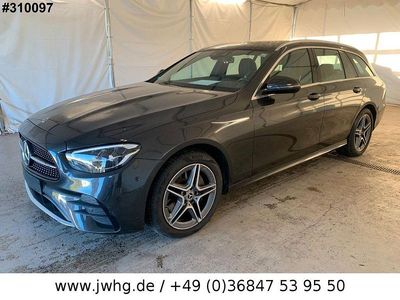 Grau Gebraucht 2022 Mercedes E200 AMG line Limousine | 31.750 €