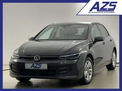 Gebraucht VW Golf VIII 150 PS (110 kW) 2025 Grau Limousine