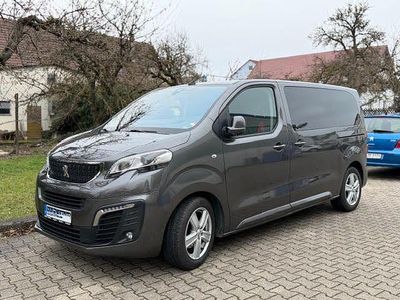 Grau Gebraucht 2020 Peugeot Traveller Business-Line Van / Kleinbus | 32.970 € (Fairer Preis)