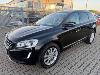 Gebraucht Volvo XC60 Summum 150 PS (110 kW) 2017 Black solid "stone" / solid SUV