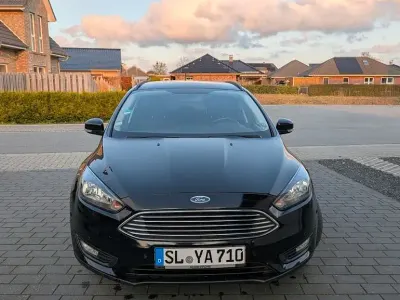 Gebraucht Ford Focus Business Edition 101 PS (74 kW) 2018 Schwarz Limousine