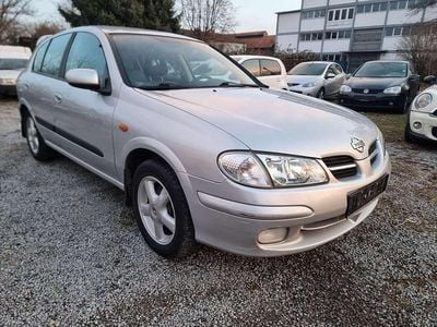 Gebraucht Nissan Almera Comfort 110 PS (80 kW) 2001 Grau Kleinwagen
