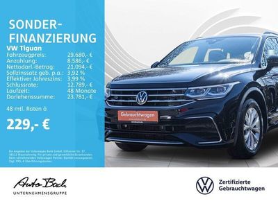 Gebraucht VW Tiguan R-line 150 PS (110 kW) 2020 Schwarz (deep black perleffekt) SUV