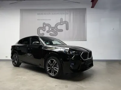 Gebraucht BMW X2 M Sport 150 PS (110 kW) 2025 Black sapphire SUV