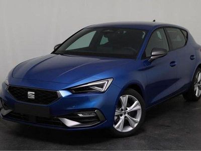 Neu Seat Leon FR 150 PS (110 kW) 2025 Blau Limousine
