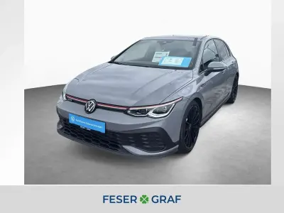 Używany VW Golf VIII GTI 300 KM (220 kW) 2022 Szary Sedan/Limuzyna