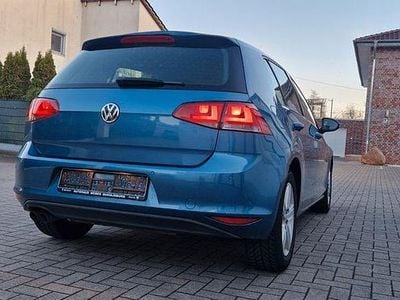 Gebraucht VW Golf VII Comfortline 150 PS (110 kW) 2013 Blau Limousine