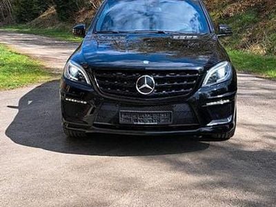Gebraucht Mercedes ML63 AMG AMG 525 PS (386 kW) 2015 Schwarz SUV
