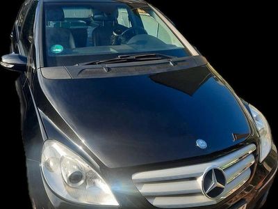 Gebraucht Mercedes B200 140 PS (102 kW) 2006 Schwarz Van / Kleinbus