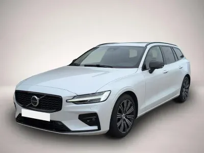 Gebraucht Volvo V60 Ultra 197 PS (144 kW) 2025 Manufacturer Kombi