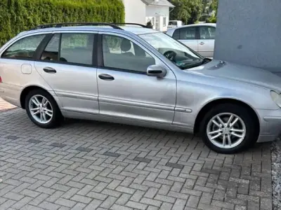Gebraucht Mercedes C180 2003 Silber Kombi