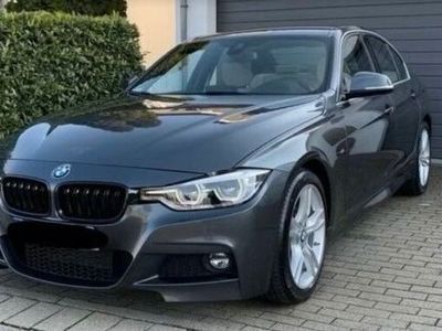 gebraucht BMW 330 i Lim/HUD/M-Paket/LCI