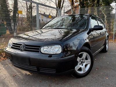 Schwarz Gebraucht 2001 VW Golf IV Kleinwagen | 2.800 € (Teuer)