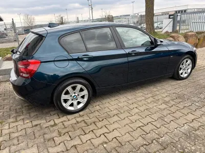 Gebraucht BMW 118 Sport Line 143 PS (105 kW) 2012 Blau Kleinwagen
