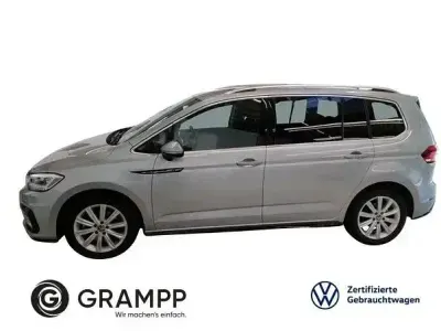 Gebraucht VW Touran R-line Plus 150 PS (110 kW) 2025 Oyster silver metallic Van / Kleinbus