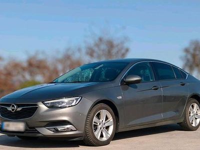 Usata Opel Insignia 170 CV (125 kW) 2018 Grigio Berlina
