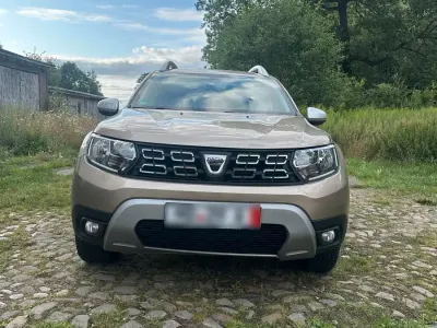 Gebraucht Dacia Duster 131 PS (96 kW) 2018 Gelb SUV