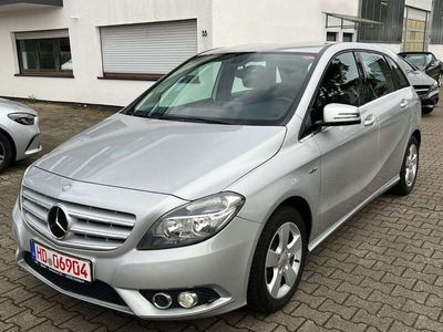 gebraucht Mercedes B180 - Navi-PDC-SHZ-Scheckheftgepflegt