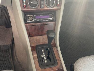 Mercedes E220