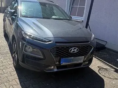 Gebraucht Hyundai Kona Premium 120 PS (88 kW) 2018 Grau SUV