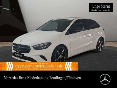 Używany Mercedes E250 Night 160 KM (117 kW) 2022 Biały Sedan/Limuzyna