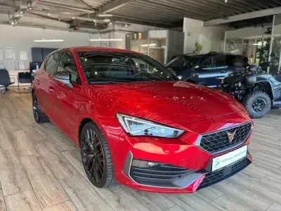 Gebraucht Cupra Leon 245 PS (180 kW) 2022 Rot Limousine