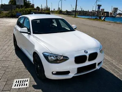 Gebraucht BMW 118 Urban Line 170 PS (125 kW) 2013 Weiß Kleinwagen