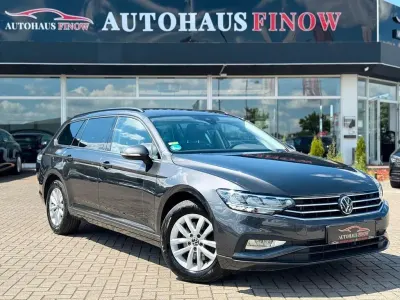 Gebraucht VW Passat Business 150 PS (110 kW) 2022 Mangangrau Kombi