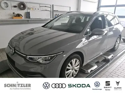 Usata VW Golf VIII Style 190 CV (139 kW) 2023 Grigio Station wagon