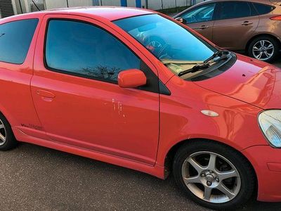 Gebraucht Toyota Yaris 107 PS (78 kW) 2004 Rot Kleinwagen