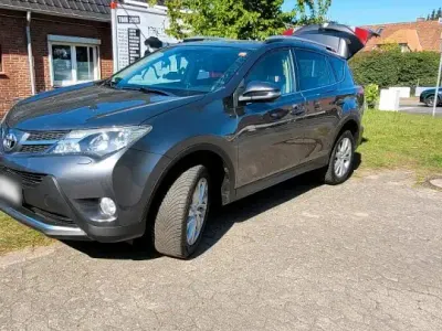 Second-hand Toyota RAV4 150 CP (110 kW) 2013 Gri SUV