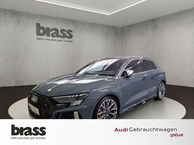 Gebraucht Audi RS3 Sportback Ambiente 400 PS (294 kW) 2023 Kemoragrau metallic Kleinwagen