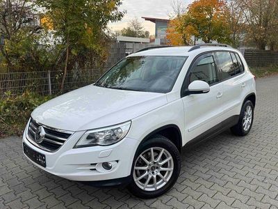 Weiß Gebraucht 2008 VW Tiguan Track & Field SUV | 5.499 € (Fairer Preis)