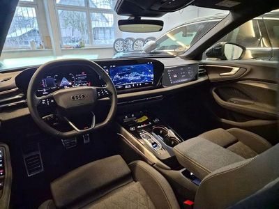 Gebraucht Audi A5 S-Line 204 PS (150 kW) 2025 Schwarz Kombi