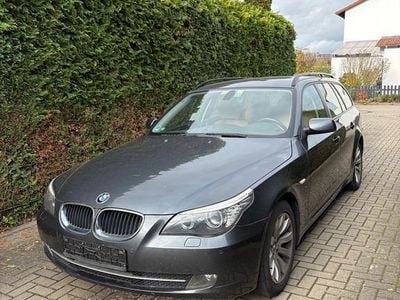Gebraucht BMW 520 170 PS (125 kW) 2007 Grau Kombi
