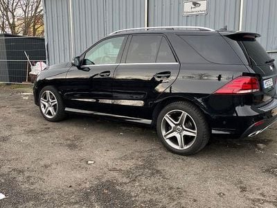 Schwarz Gebraucht 2016 Mercedes GLE350 SUV | 24.900 € (Guter Preis)