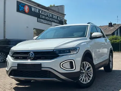 Gebraucht VW T-Roc Life 110 PS (80 kW) 2023 Weiß SUV